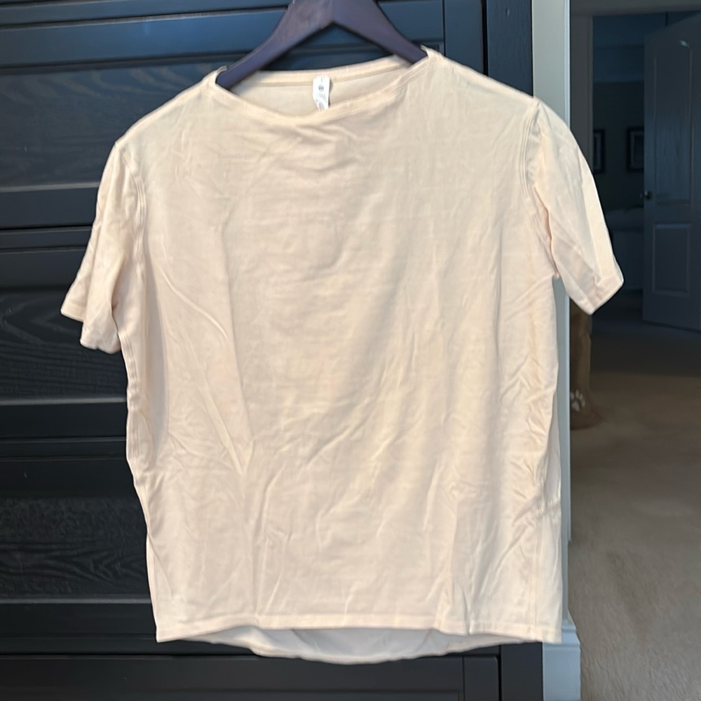 Lululemon athletic work out top